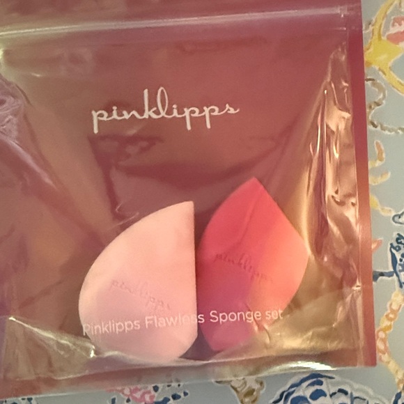 Flawless Sponge Set - Pink and Red - Picture 3 of 4
